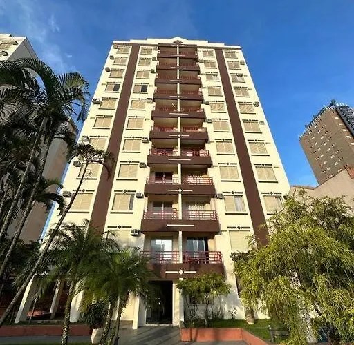 Apê aconchegante e perto de tudo Guarujá